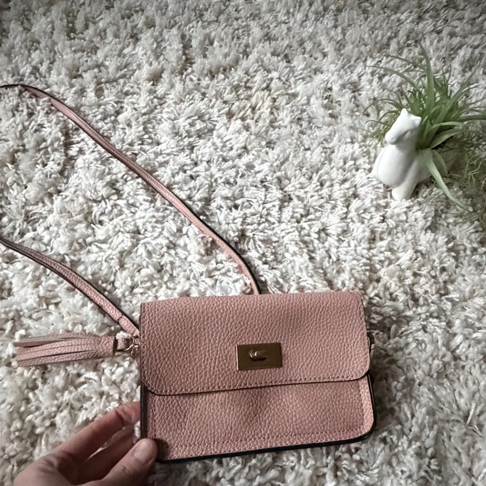 Chic Blush vintage y2k pastel pink 2000s purse Crossbody Bag your style with thi - Picture 5 of 6